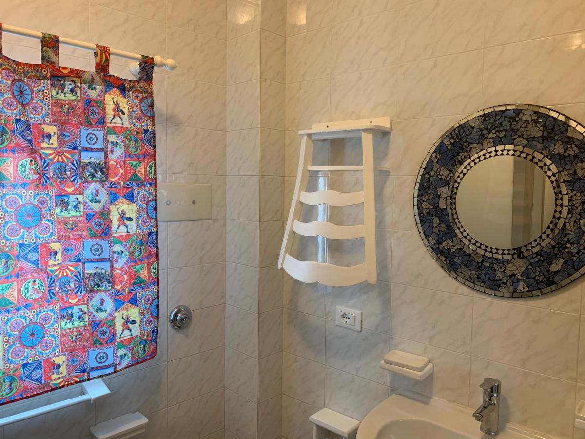 Seafront House Gabbiano Azzurro Apartman Santa Flavia Kültér fotó