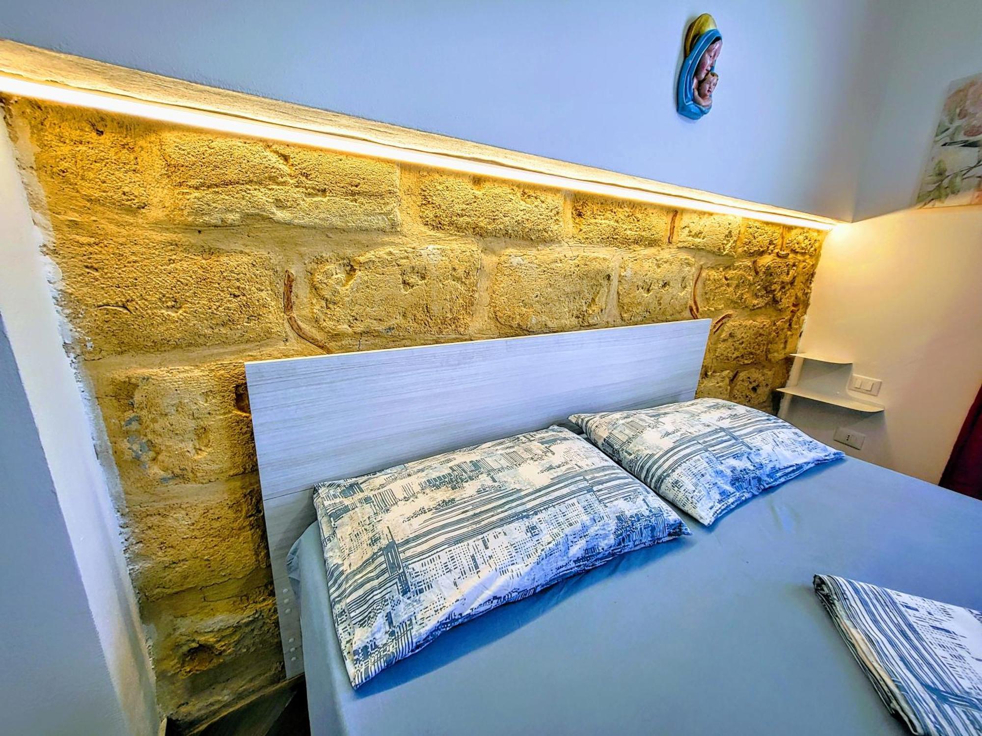 Seafront House Gabbiano Azzurro Apartman Santa Flavia Kültér fotó