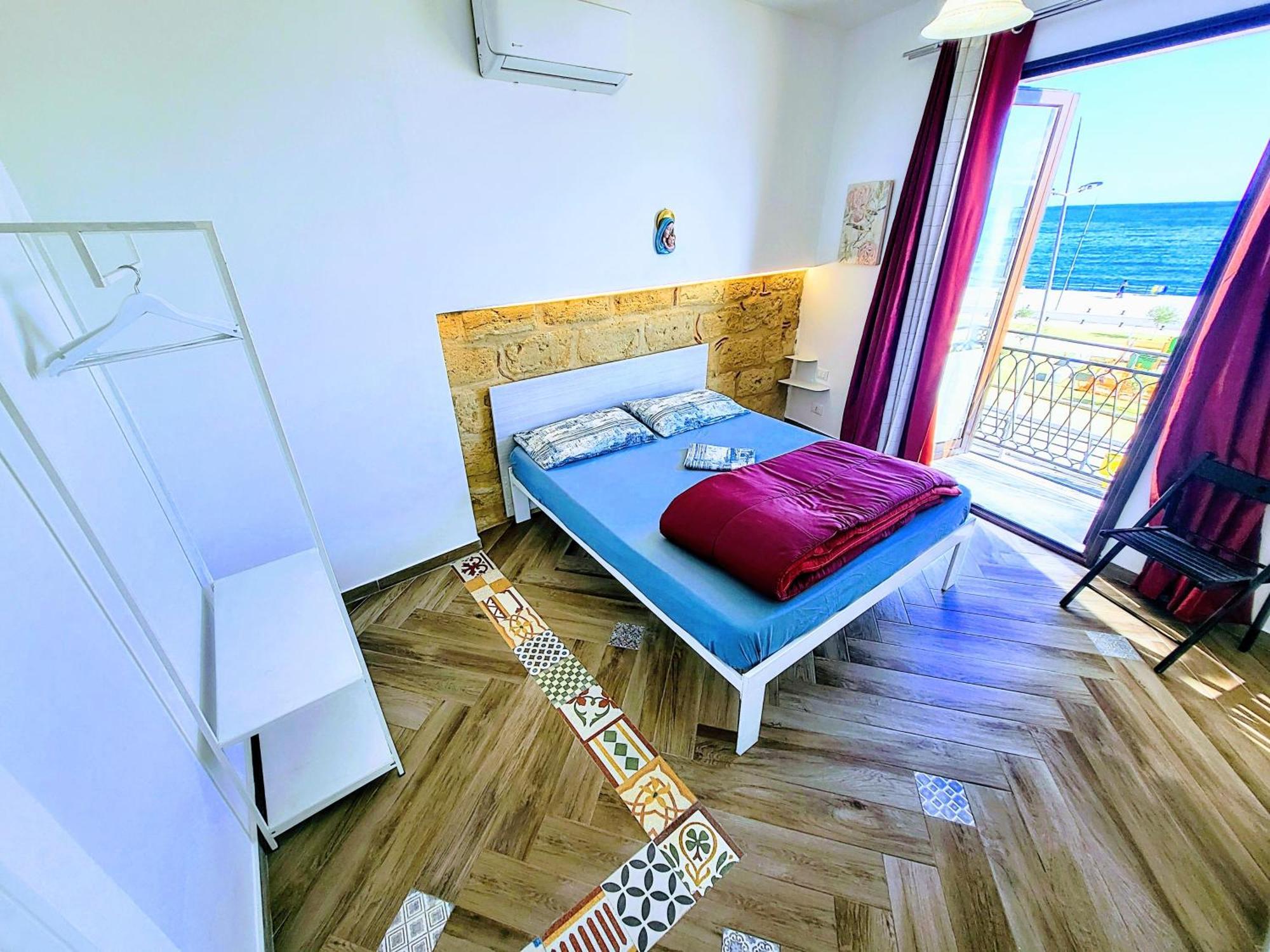 Seafront House Gabbiano Azzurro Apartman Santa Flavia Kültér fotó